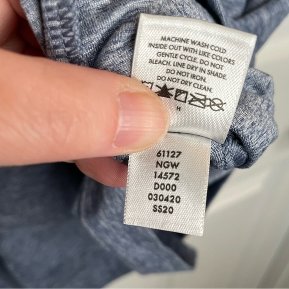 Hanna Andersson Rainbow Shark Boy's Tee in Heathered Blue 14-16 - Picture 9 of 9